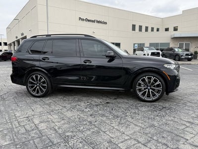 2022 BMW X7 xDrive40i