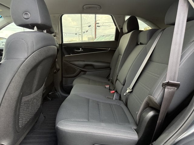 2020 Kia Sorento LX V6