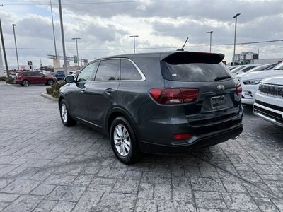 2020 Kia Sorento LX V6