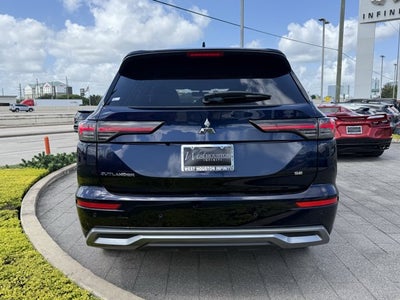 2025 Mitsubishi Outlander SE