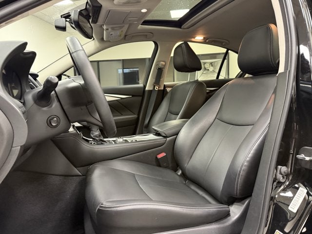 2023 INFINITI Q50 LUXE RWD