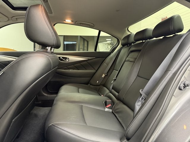 2023 INFINITI Q50 LUXE RWD
