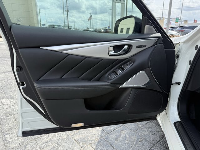 2023 INFINITI Q50 LUXE RWD