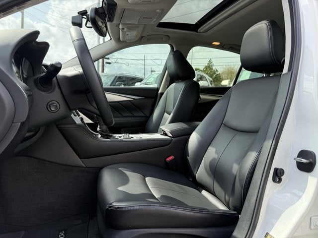 2023 INFINITI Q50 LUXE RWD