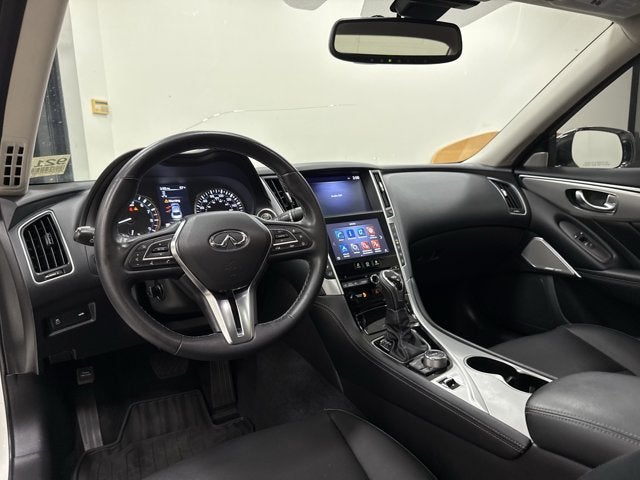 2023 INFINITI Q50 LUXE RWD