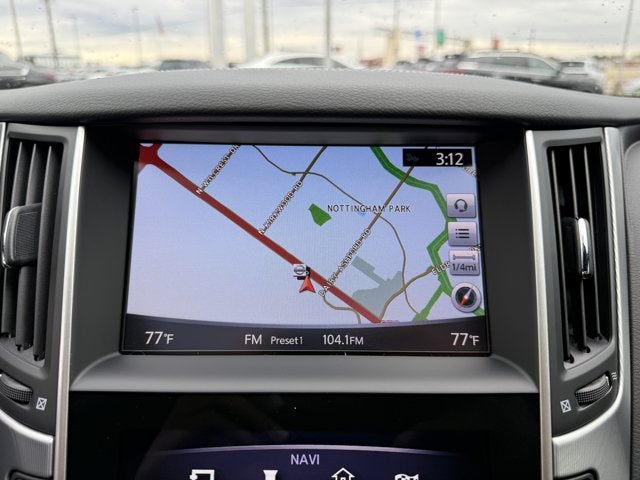 2018 INFINITI Q60 LUXE