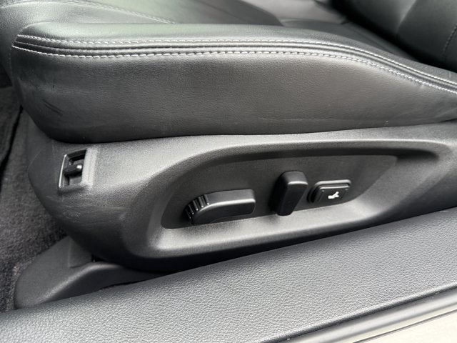 2018 INFINITI Q60 LUXE