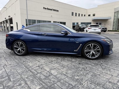 2018 INFINITI Q60 LUXE