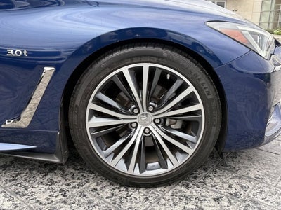 2018 INFINITI Q60 LUXE