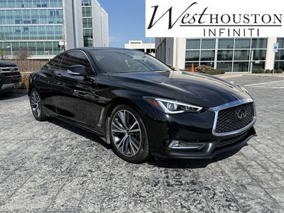 2022 INFINITI Q60 LUXE RWD