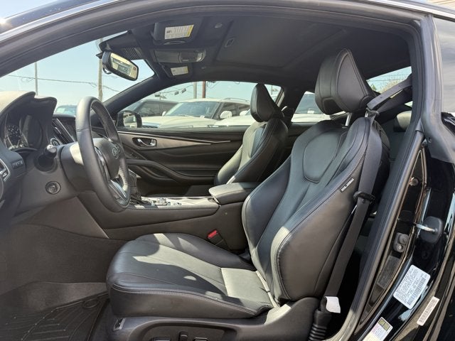 2022 INFINITI Q60 LUXE RWD