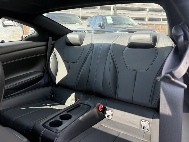 2022 INFINITI Q60 LUXE RWD