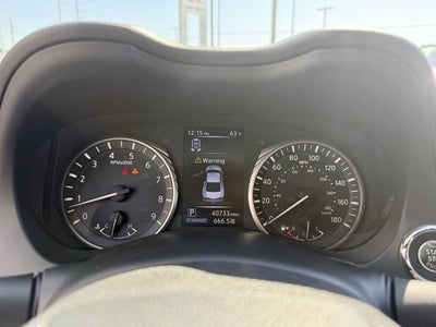 2022 INFINITI Q60 LUXE RWD