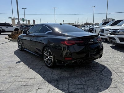 2022 INFINITI Q60 LUXE RWD