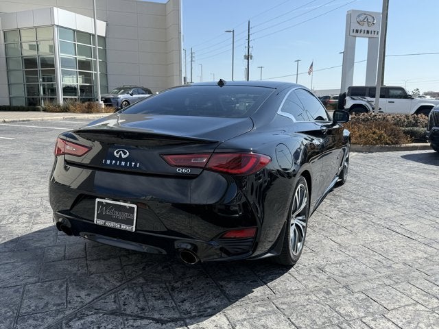 2022 INFINITI Q60 LUXE RWD