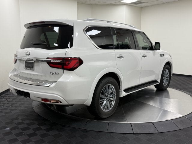 2023 INFINITI QX80 LUXE RWD