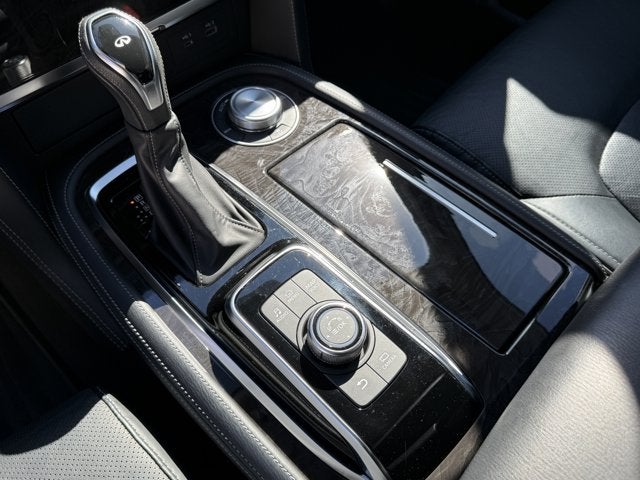 2024 INFINITI QX80 LUXE 4WD