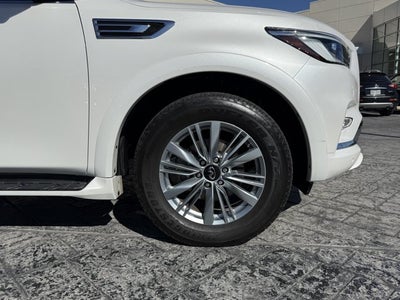 2024 INFINITI QX80 LUXE 4WD