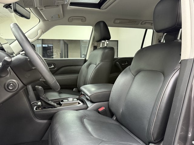 2023 INFINITI QX80 LUXE RWD