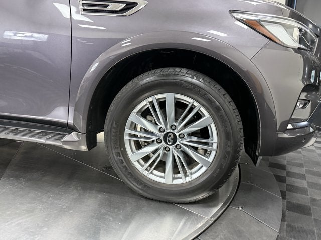 2023 INFINITI QX80 LUXE RWD