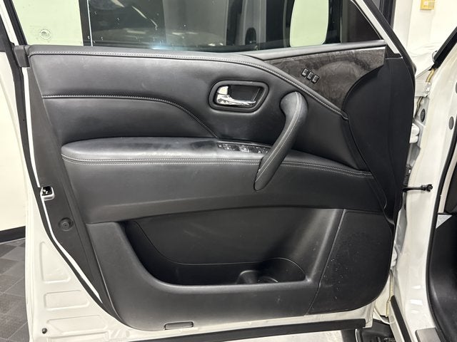2024 INFINITI QX80 LUXE RWD