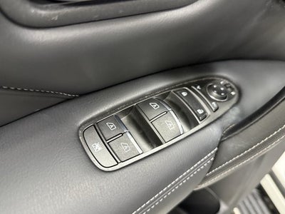 2023 INFINITI QX80 LUXE RWD