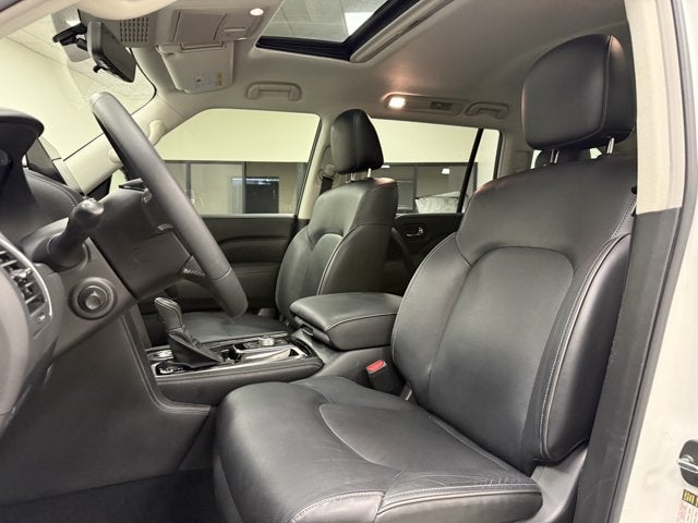 2023 INFINITI QX80 LUXE RWD