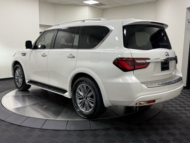 2023 INFINITI QX80 LUXE RWD