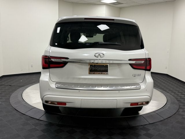 2023 INFINITI QX80 LUXE RWD