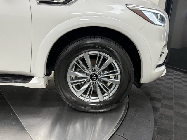 2023 INFINITI QX80 LUXE RWD