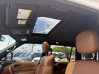 2024 INFINITI QX80 SENSORY 4WD