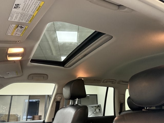 2016 INFINITI QX80 2WD