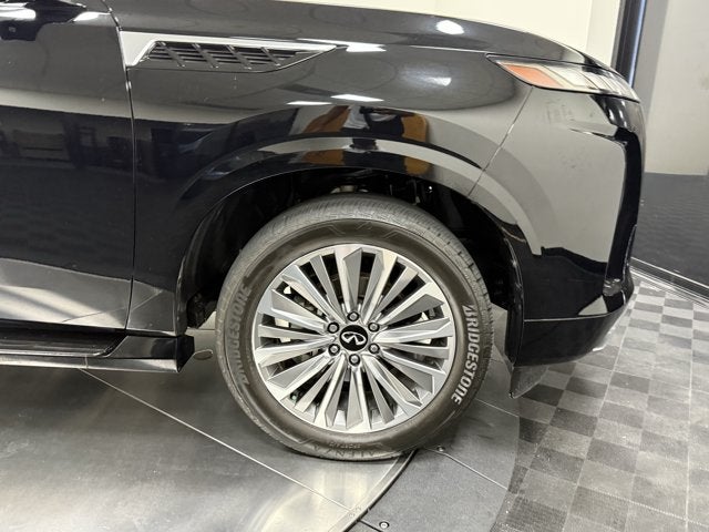 2025 INFINITI QX80 Luxe 2WD