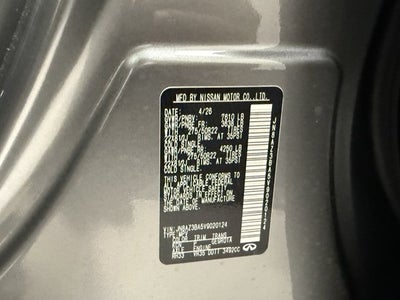 2027 INFINITI QX80 Luxe 2WD