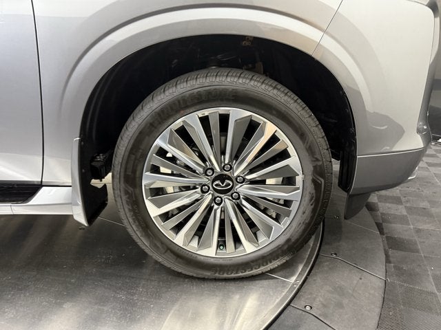 2027 INFINITI QX80 Luxe 2WD