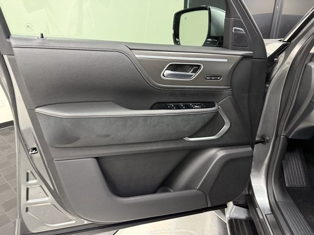 2027 INFINITI QX80 Luxe 2WD