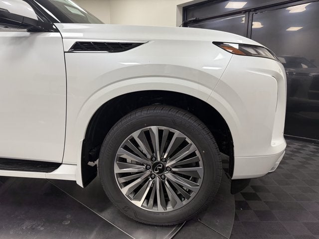 2027 INFINITI QX80 Luxe 2WD