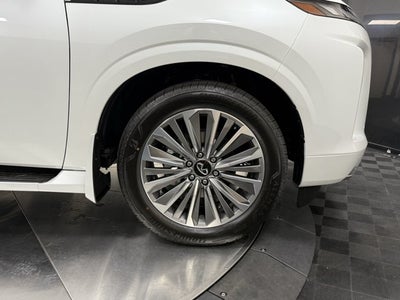 2027 INFINITI QX80 Luxe 2WD