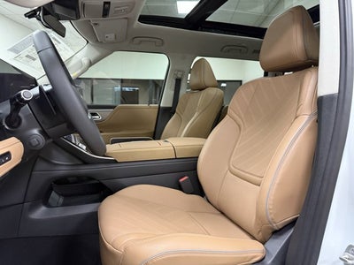 2027 INFINITI QX80 Luxe 2WD