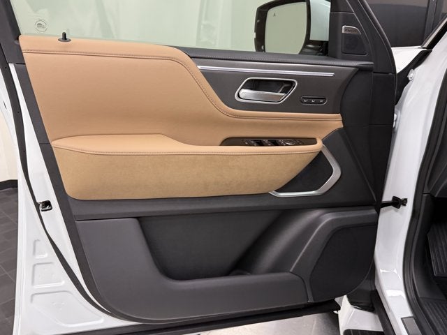2027 INFINITI QX80 Luxe 2WD