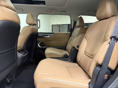 2027 INFINITI QX80 Luxe 2WD