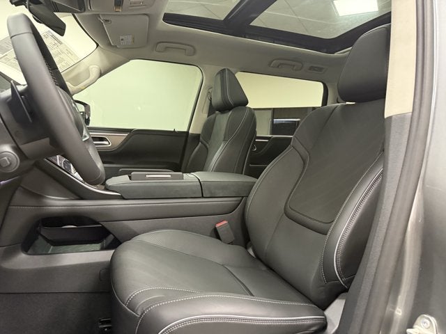 2027 INFINITI QX80 Luxe 2WD