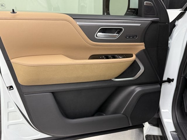 2027 INFINITI QX80 Luxe 4WD