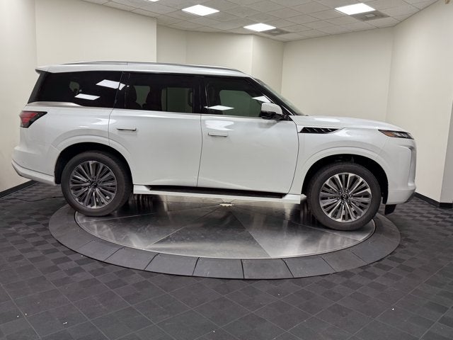 2027 INFINITI QX80 Luxe 4WD