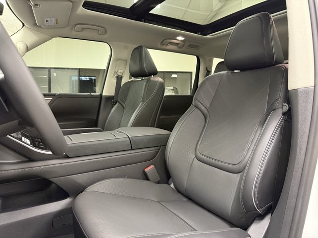 2027 INFINITI QX80 Luxe 4WD