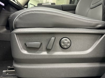 2027 INFINITI QX80 Luxe 4WD