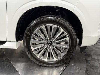 2027 INFINITI QX80 Luxe 4WD