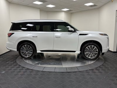 2027 INFINITI QX80 Luxe 4WD