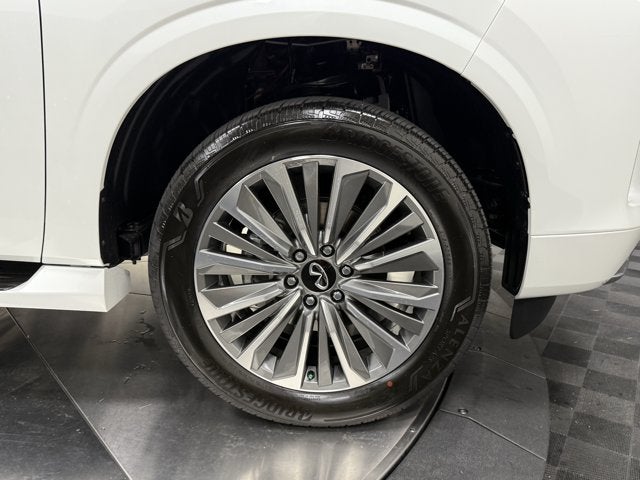 2027 INFINITI QX80 Luxe 4WD