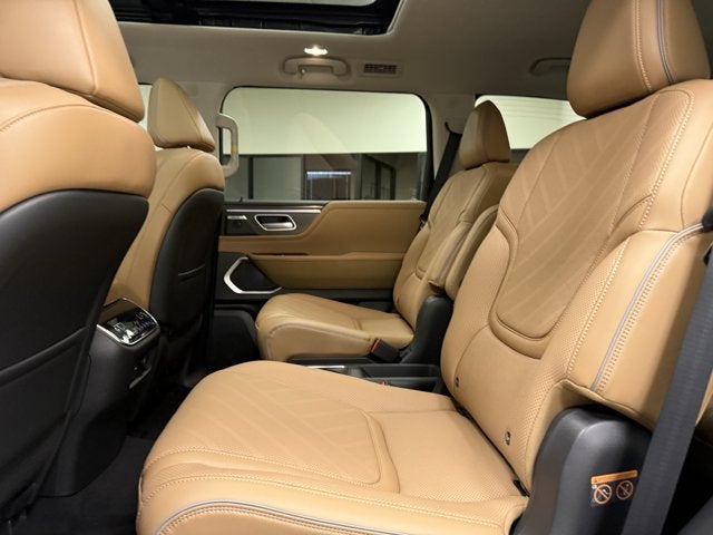2027 INFINITI QX80 Luxe 4WD